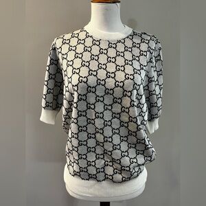 Retro style GC repeated pattern sweater unbranded size medium estimated